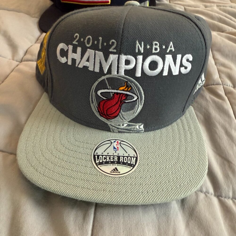 Adidas Miami Heat 2012 NBA Champions Locker Room Cap - Gray